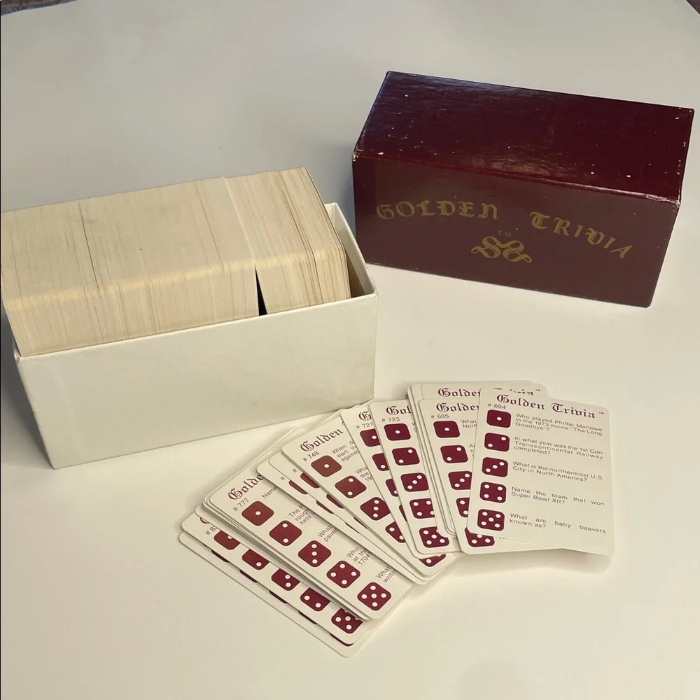 Golden Trivia Game - First Edition - Picture 3 of 3